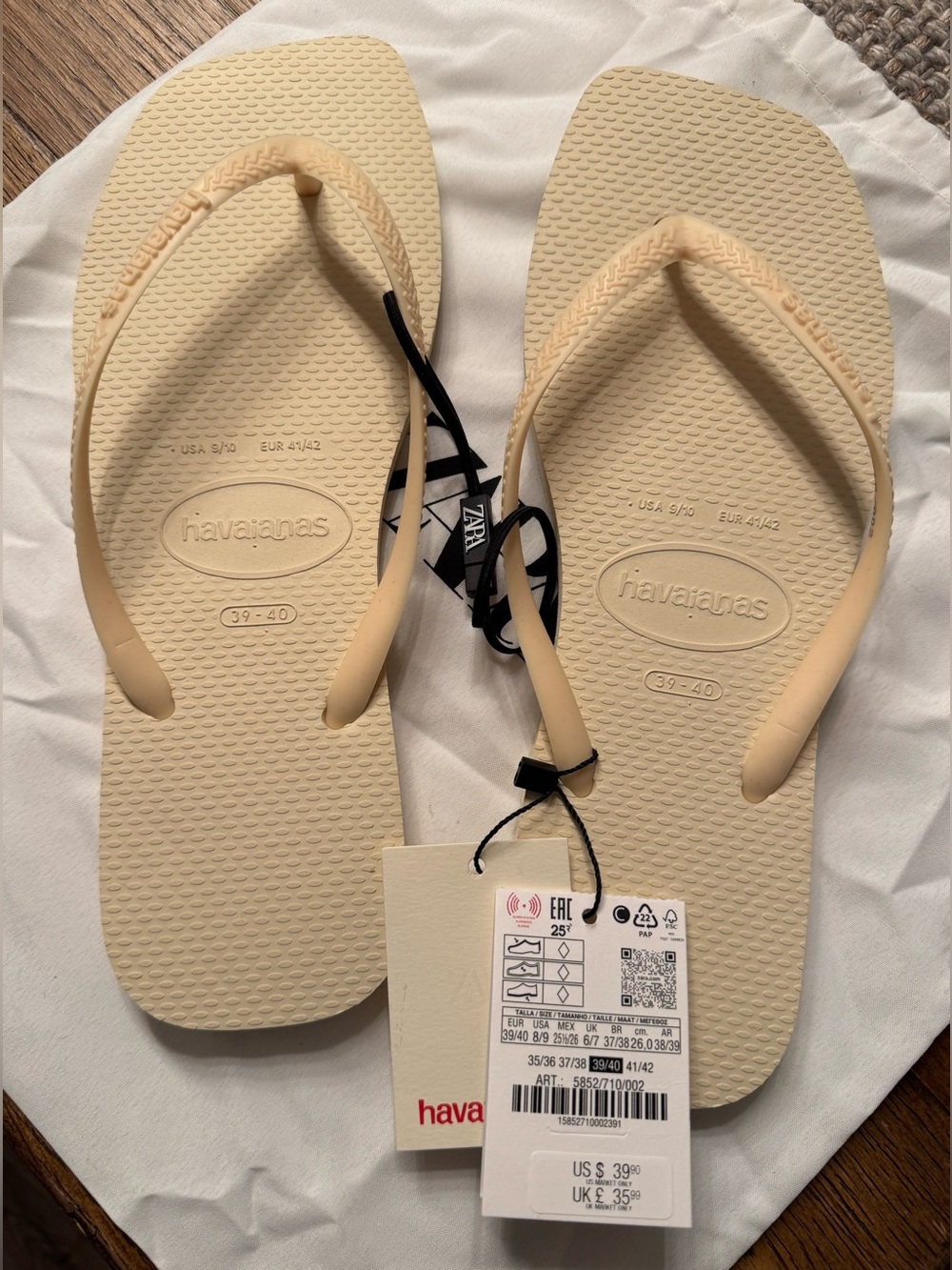 Havaianas x Zara Flip Flops NWT